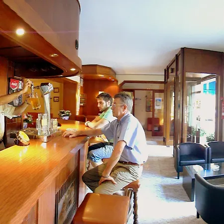 博纳维斯塔旅馆 2*